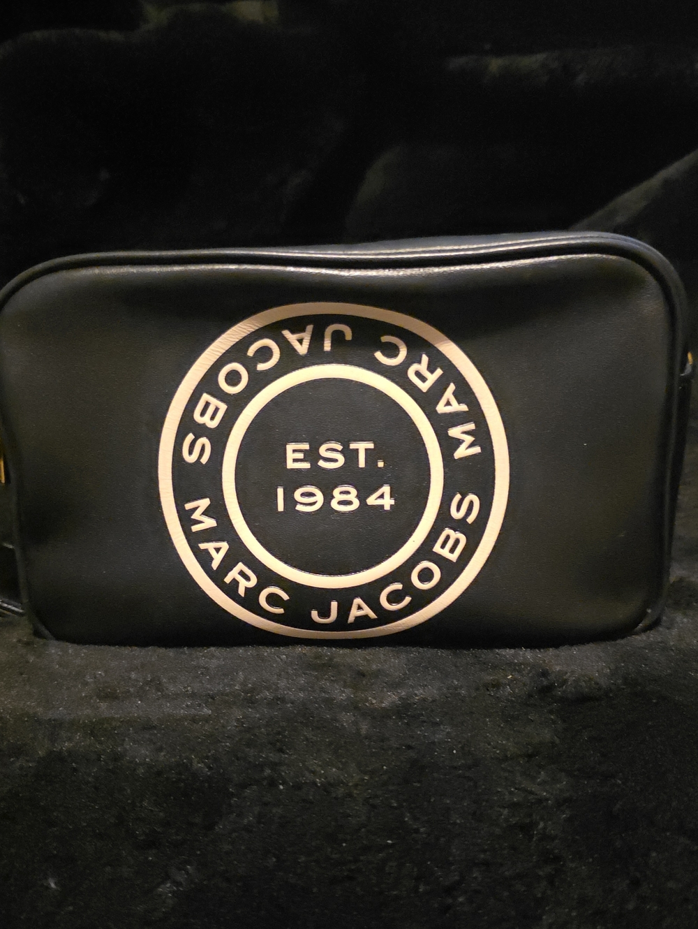 Marc Jacobs Black Crossbody Bag with Gold Logo Accent - Picture 2 of 6